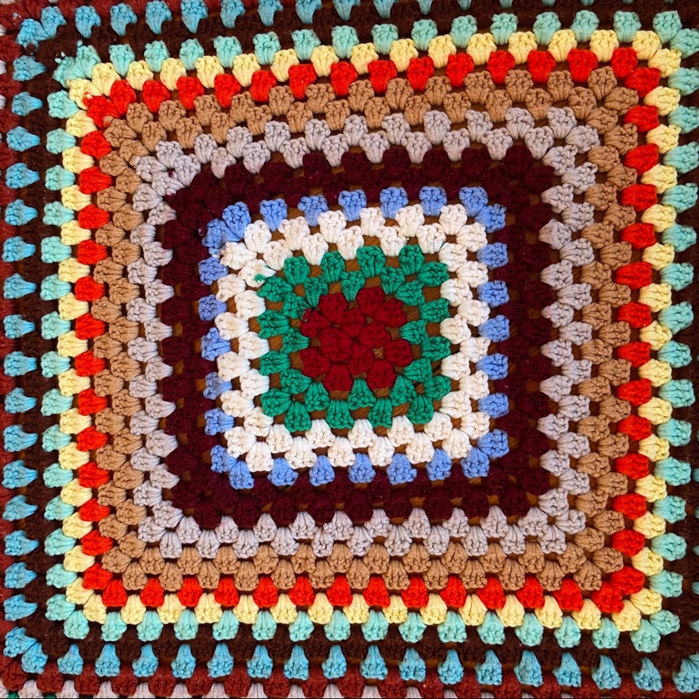Vintage 60s 70s Granny Square Throw Blanket - Picture 4 of 5